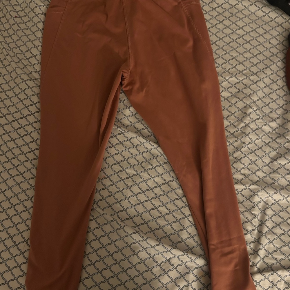 Women's Elegant Brown Capris
